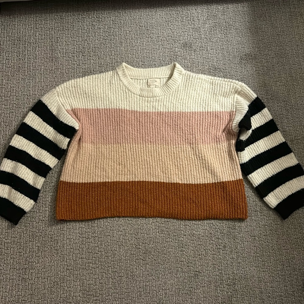 Harper heritage sweater. Multicolor. Large cropped.